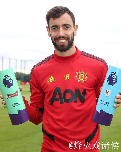 B费曼联生涯17次英超传射追平小贝，队史仅次于吉格斯和鲁尼