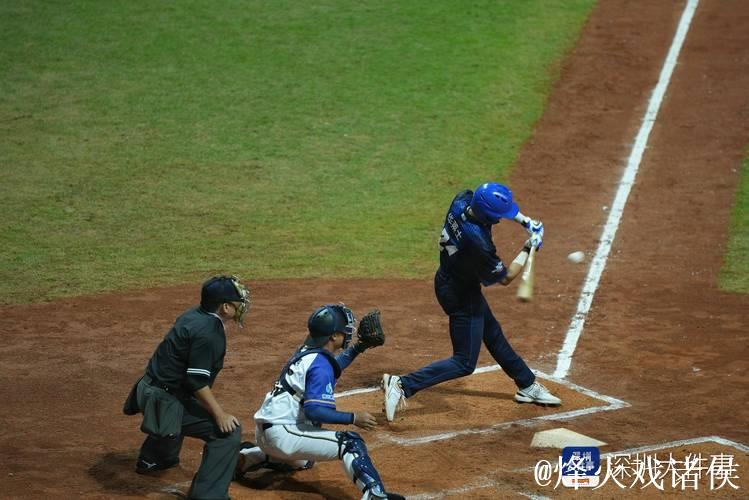 首届中国棒球城市联赛深圳开打